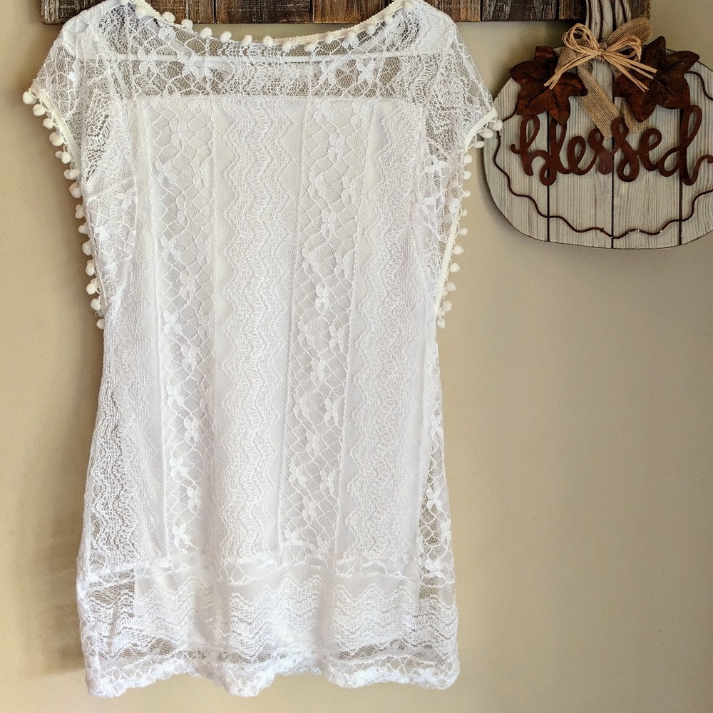 White lace dress~Size XL